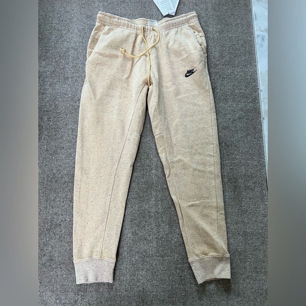 BRAND NEW Nike sweatpants